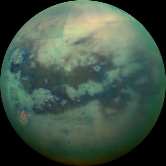 Titan, měsíc Saturnu