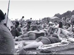 Dav diváků na legendárním Woodstocku