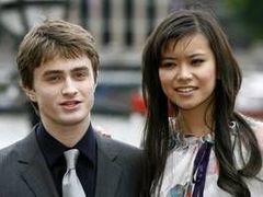 Daniel Radcliffe se svou "první láskou" Katie Leungovou.
