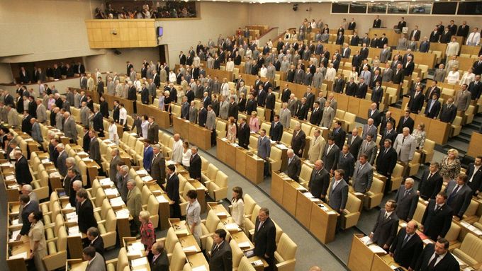 Ruští senátoři z Rady federace změny ústavy podpořili už koncem listopadu. Nyní jen přijali usnesení, v němž potvrdili, že svůj souhlas připojily i regiony