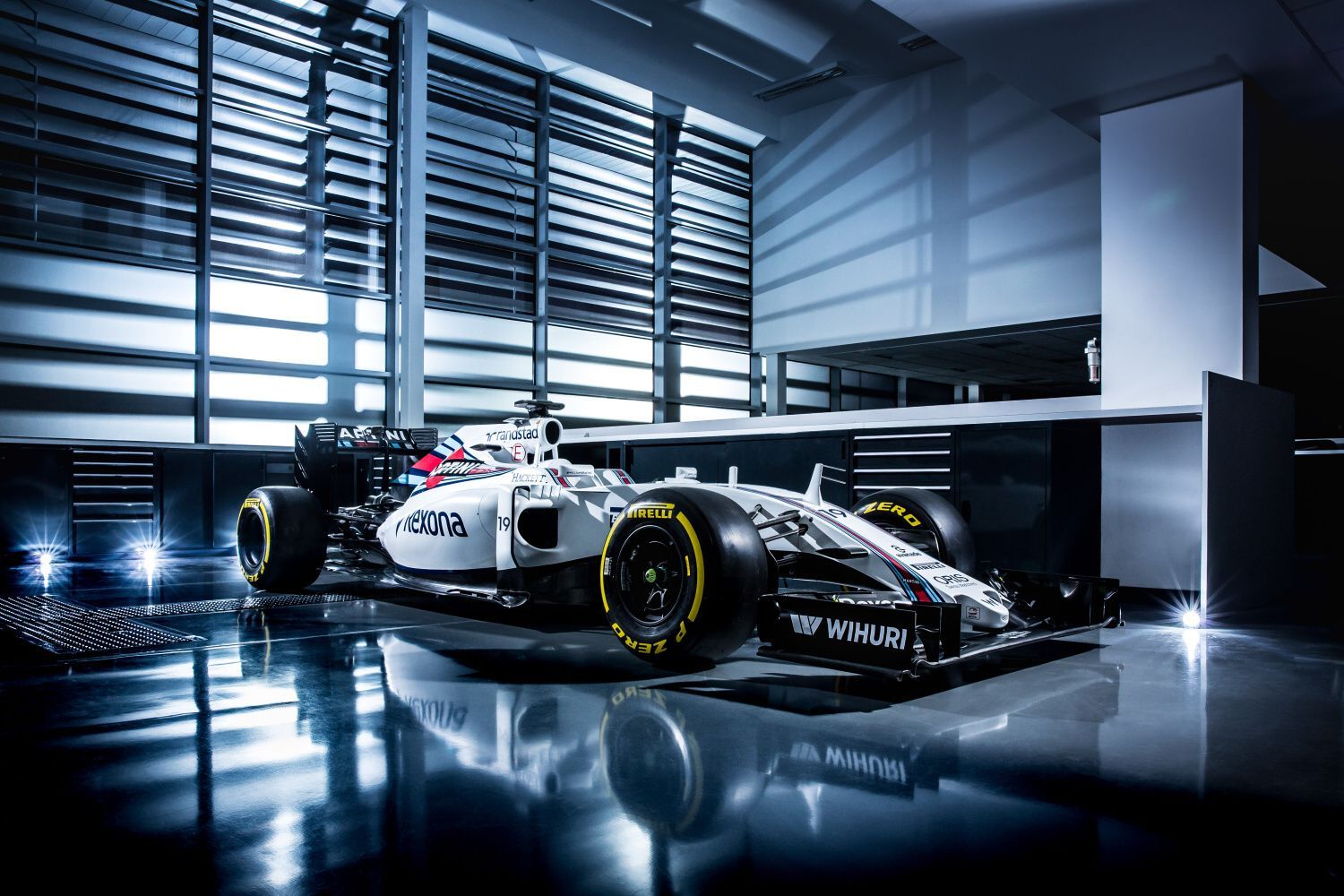 F1 2016: Williams FW38