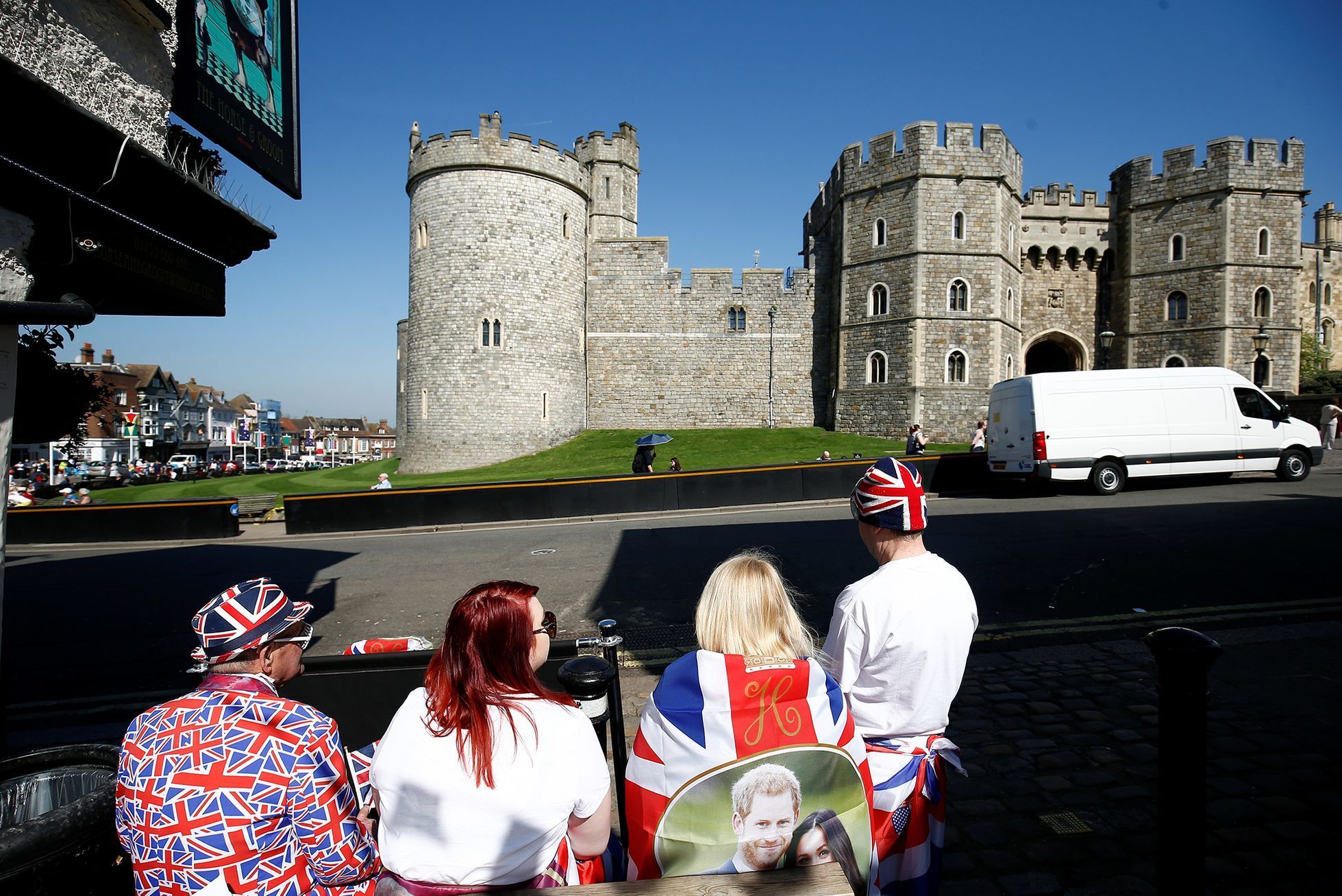 FOTOGALERIE / Přípravy na královskou svatbu / Princ Harry a Meghan Markle / Reuters / 16
