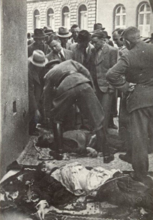Atentát na Heydricha, parašutisté, Resslova ulice