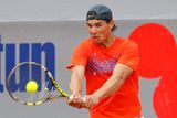 Přesto ale španělský tenista svoji kariéru nezabalil. V únoru 2013 se přihlásil na malý turnaj (250) v chilském Viňa del Mar.