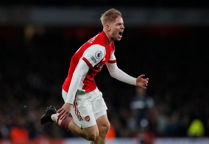 Soccer Football - Premier League - Arsenal v West Ham United - Emirates Stadium, London, Britain - December 15, 2021 Arsenal's Emile Smith Rowe celebrates scoring their s