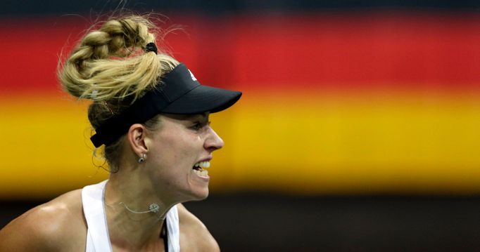 Fed Cup, finále 2014: Angelique Kerberová v zápase s Petrou Kvitovou