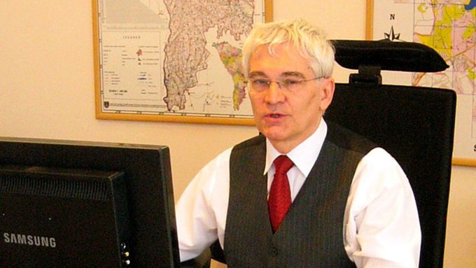 Bývalý velvyslanec ČR v Moldavsku Petr Kypr. Na snímku ve své pracovně v Kišiněvu
