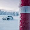 Škola jízdy na ledu s Porsche za polárním kruhem