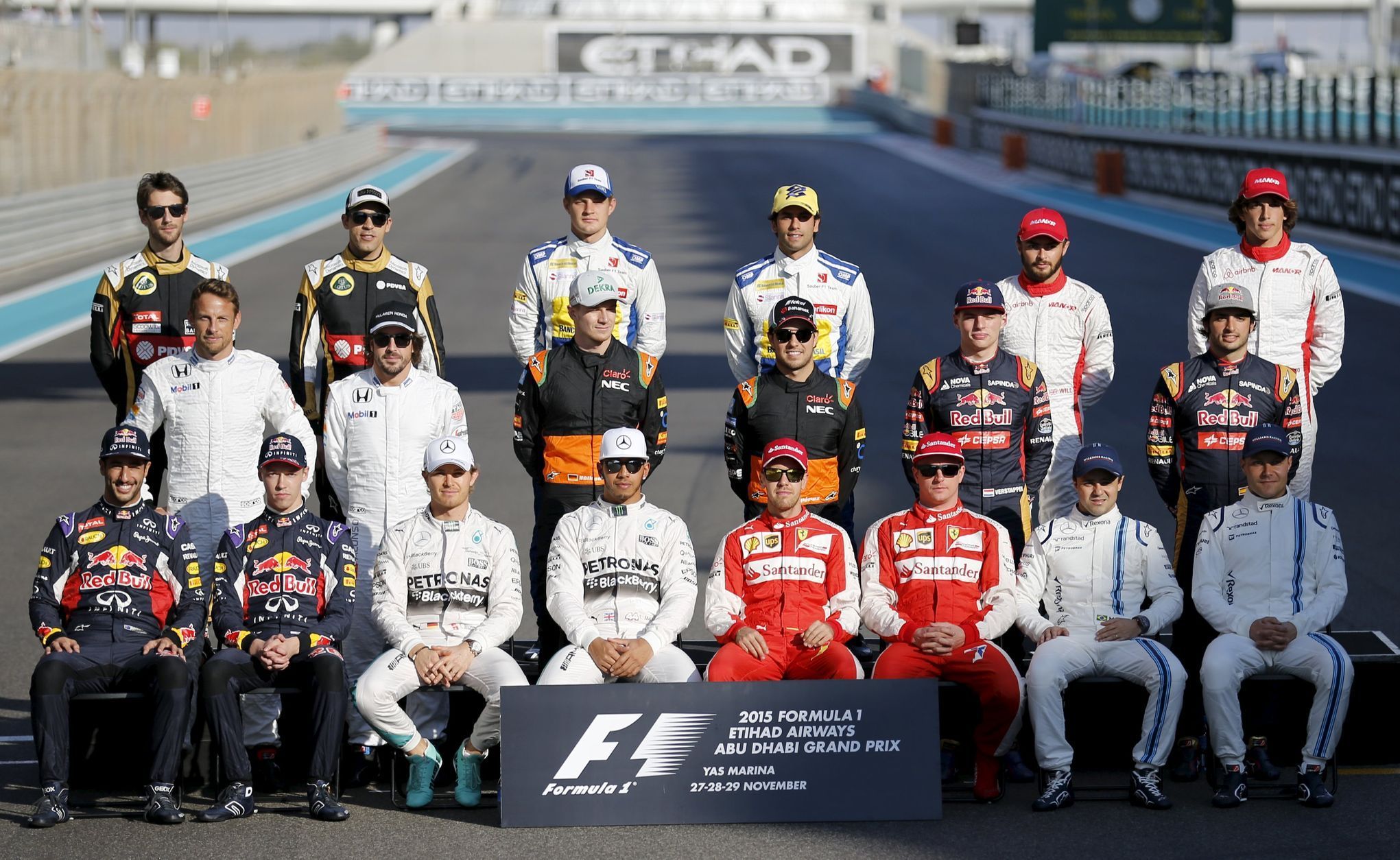 Команды ф 1. Формула 1 2015. Формула 1 2016.