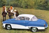 Toto už je kupé s litrovým motorem pod kapotou o výkonu 33 kW, která se vyrábělo mezi lety 1962 a 1965. Takový vůz dostal jméno Wartburg 1000.