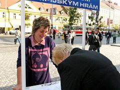 Starostové nasbírali na podporu referenda o olympiádě v Praze přes tisíc podpisů