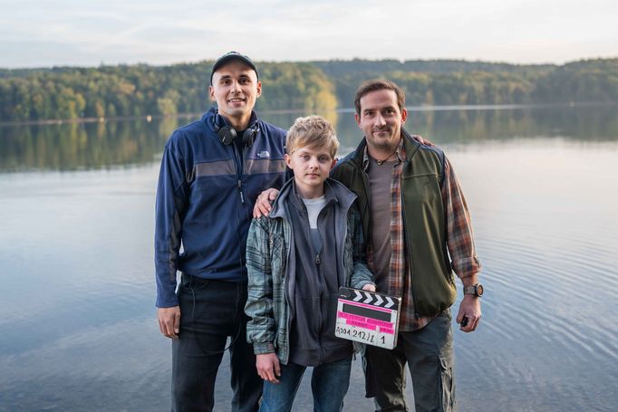 Z natáčení seriálu ČT Kamarád, jehož premiéra je plánovaná na rok 2026.