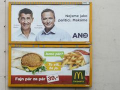 Kouzlo nechtěného: Billboardy Andreje Babiše v Praze - Holešovicích.