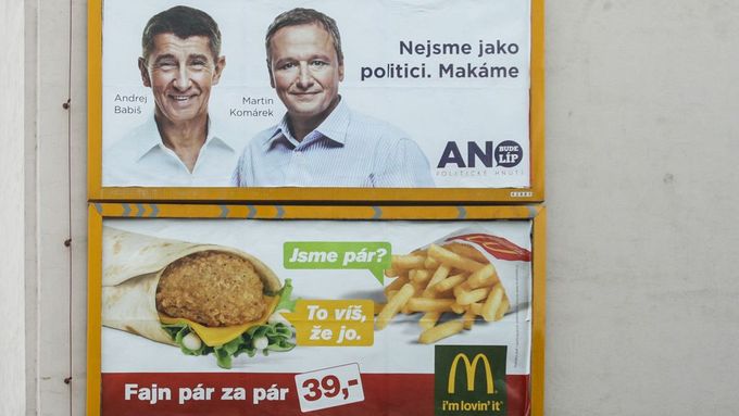Kouzlo nechtěného: Billboardy Andreje Babiše v Praze - Holešovicích.