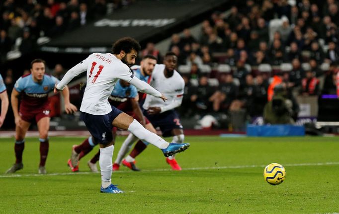 Soccer Football - Premier League - West Ham United v Liverpool - London Stadium, London, Britain - January 29, 2020   Liverpool's Mohamed Salah scores their first goal fr