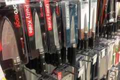 Obchod v Británii přestal prodávat nože, reaguje tak na rostoucí útoky mladých lidí