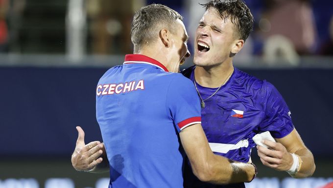 Tomáš Berdych a Jakub Menšík