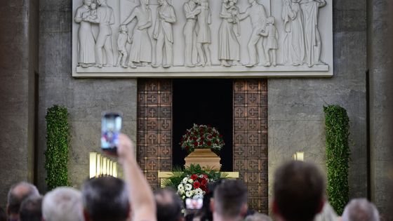 Jiří Krampol, pohřeb