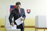 Premiér Fico volil v Bratislavě
