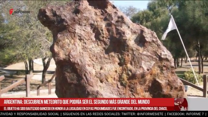 V Argentině objevili třicetitunový meteorit.