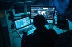Zločinci měli v Německu obří "kyberbunkr".  V podzemí skrýval pět pater serverů