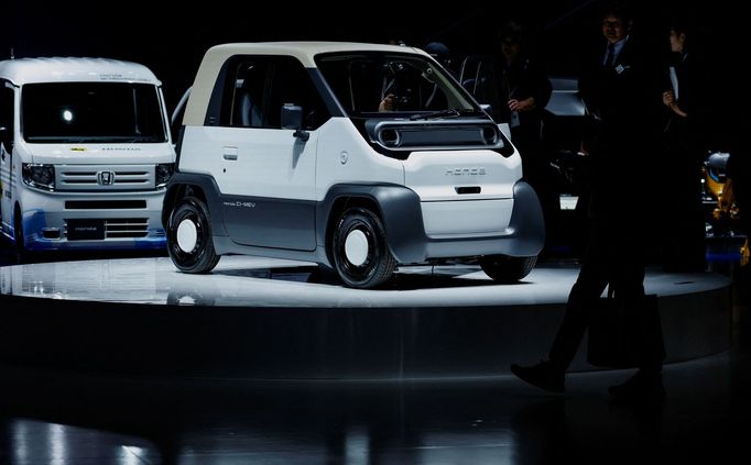 Honda's CI-MEV is displayed during the Japan Mobility Show 2023 at Tokyo Big Sight in Tokyo, Japan October 25, 2023.  REUTERS/Issei Kato