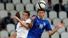 Fotbal, kvalifikace MS: Itálie - Česko: Riccardo Montolivo (vpravo) - Vladimír Darida