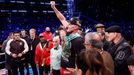 Tyson Fury slaví triumf nad Derekem Chisorou v zápase o titul šampiona WBC