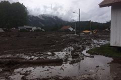 Tyrolsko zasáhla bouřka, 80 lidí se muselo v noci schovat na horské chatě