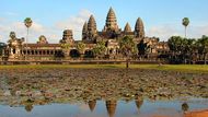 Kambodžský Angkor Wat patří k nejznámějším památkám planety.