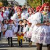 Fotogalerie / Kouzlo folklóru. Podívejte se, jak o víkendu vypadaly krojované Vracovské hody