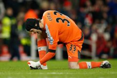 Arsenal je v čele Premier League, Čech má rekordní nulu