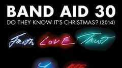 Podívejte se na videoklip k třetí verzi charitativního songu Do They Know It's Christmas?