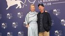 Cate Blanchett a režisér Todd Field na Benátském filmovém festivalu.