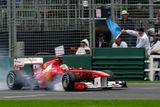 Španěl Alonso se blýskl třetím časem, v jednu chvíli však řešil nepříjemné problémy.