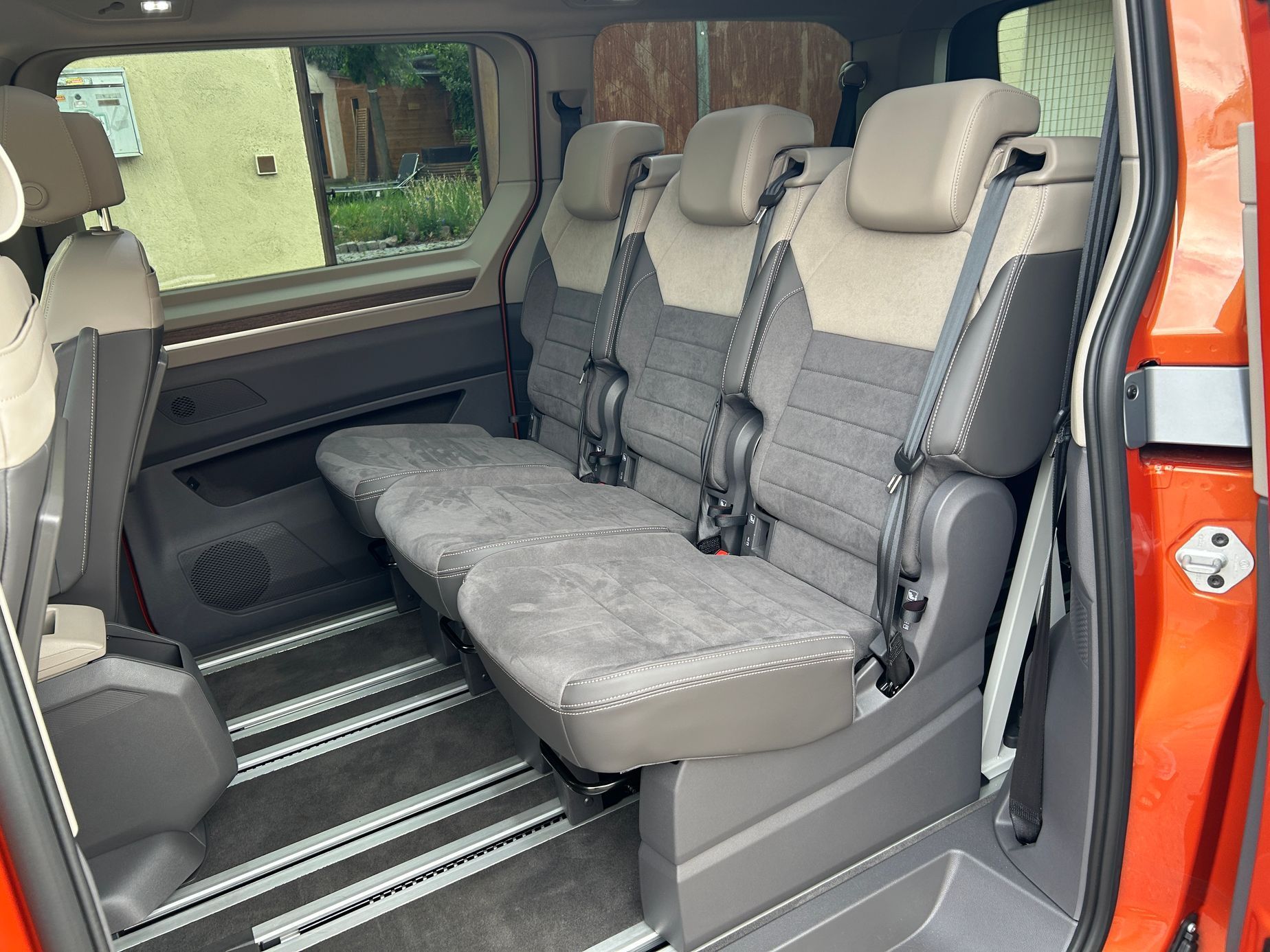 VW T7 Multivan spací box