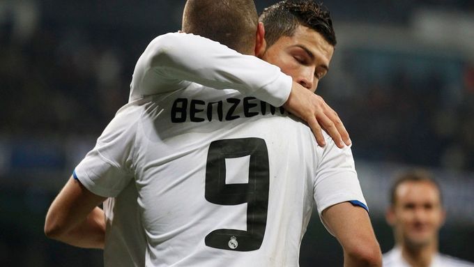 Cristiano Ronaldo (vpravo) a Karim Benzema se postarali o tři góly Realu