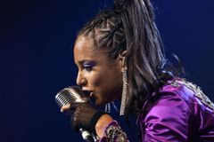 Alicia Keys představí "mateřskou desku" i v Praze