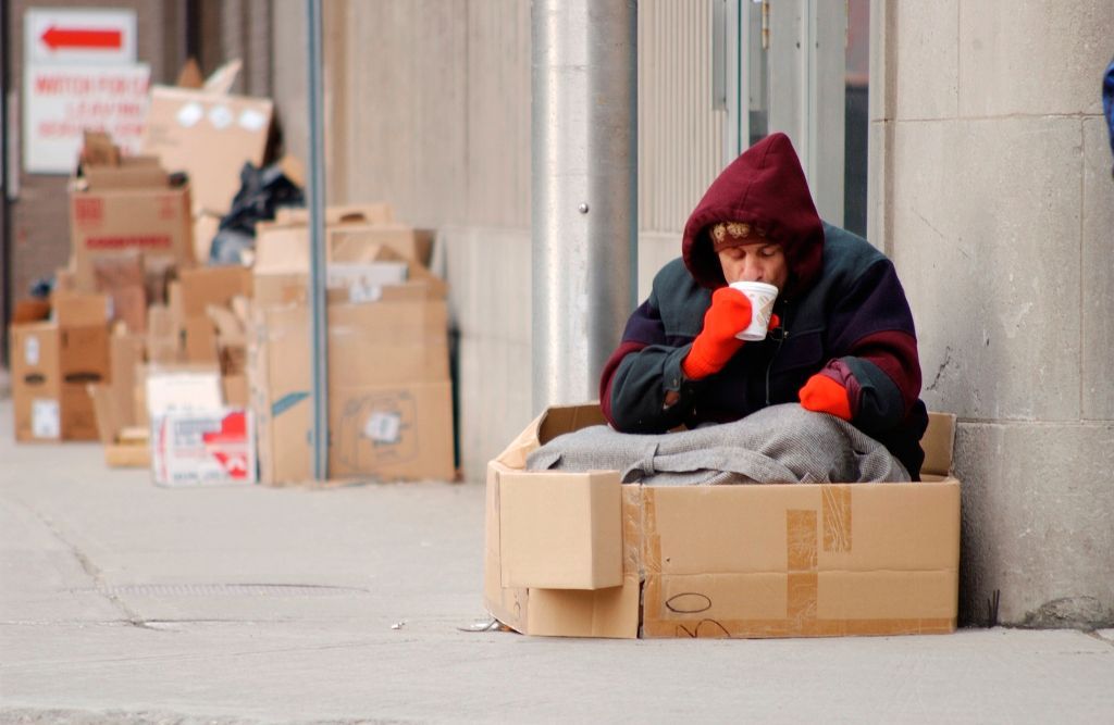 bezdomovec, muž, ulice