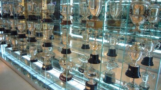 Real Madrid předvádí své trofeje. Račte vstoupit!