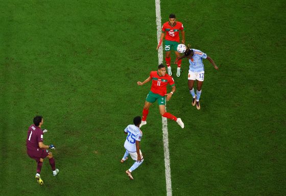 Momentka z osmifinále MS 2022 Maroko - Španělsko