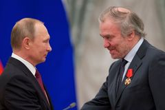 Jako za cara. Spojme Bolšoj těatr s Mariinským divadlem, navrhuje Putin