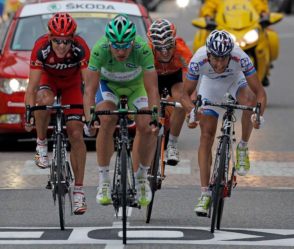 Peter Sagan, slovenský cyklista při spurtu v závěru 14. etapy Tour de France