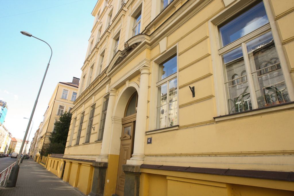 Jeden svět na školách