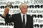 Hlavní hvězda Varů na kameře: Omlouvám se, že nám v USA chybí vize, říká Tim Robbins
