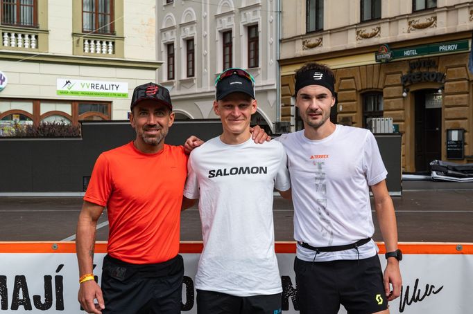 Beskydská sedmička 2023: zleva Václav Bauer, Tomáš Maceček, Tomáš Kubičík.