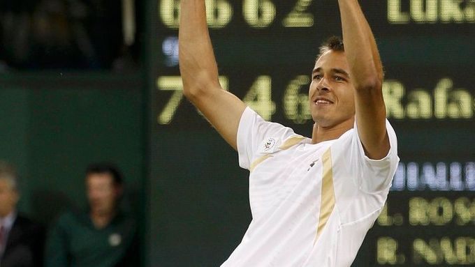 Lukáš Rosol si užívá svou chvíli slávy, když ve Wimbledonu porazil Rafaela Nadala