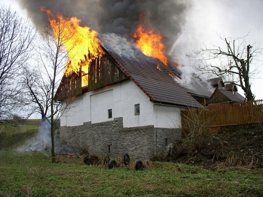 Požár domu