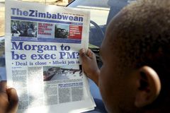 Mugabe a Tsvangirai se dohodli, vláda bude v pondělí