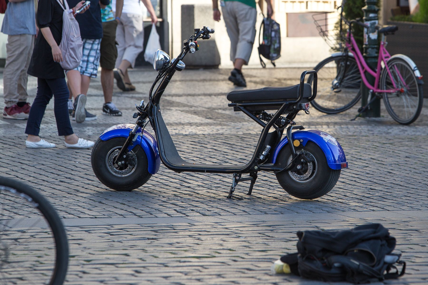 Protest proti zákazu jízdních kol v pěších zónách na Praze 1, sdružení Auto*Mat